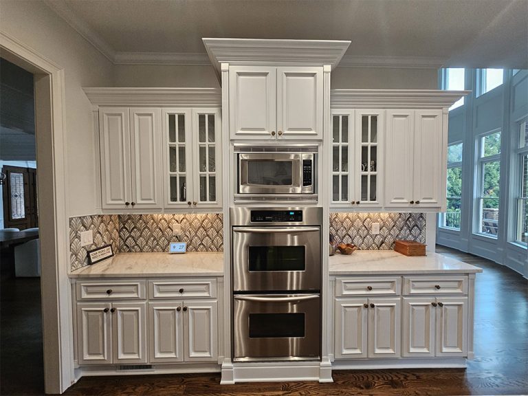 Replace or Reface Your Cabinets?